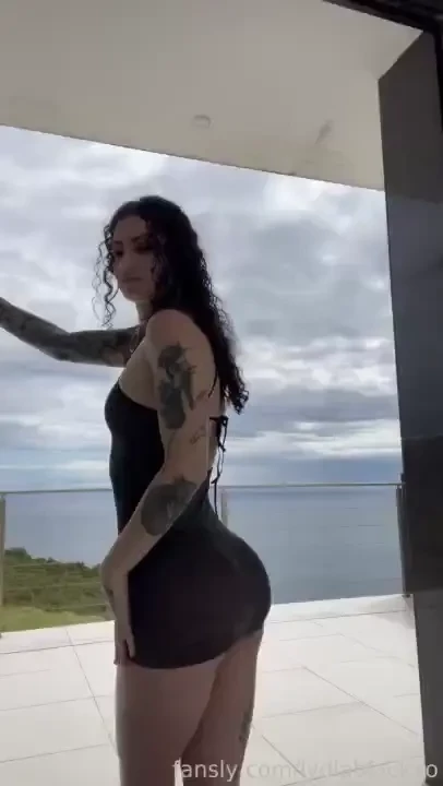 Waiting for the storm to roll in nothing better than getting your ass 