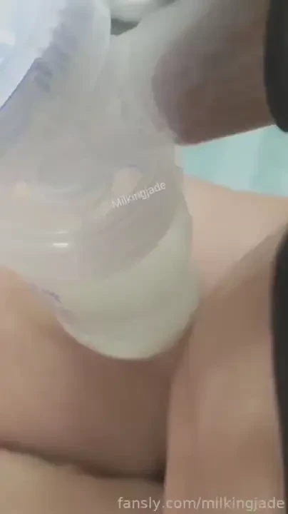 I love dirty talking while i pump for you fyp breastpump lactation 
