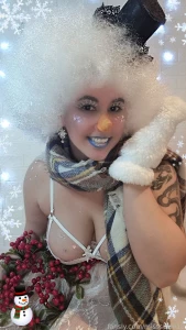 Do you wanna build a snow-man i hope you all enjoy see me looking part 4