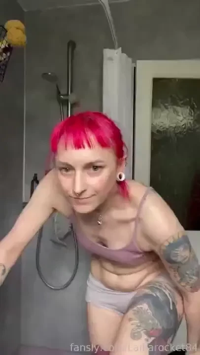 A nice long relaxing shower with surprise pee and butthole flash 