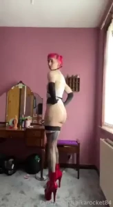 The perfect outfit doesn t exi come and see me slowly peel off my