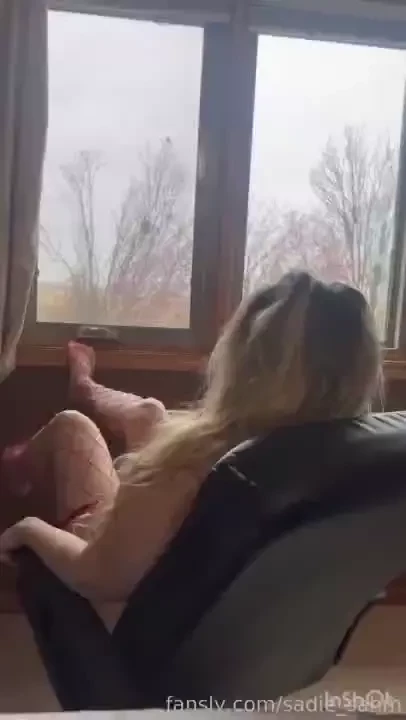 Quick hit subscribe so you can see me turn all around in just my red 