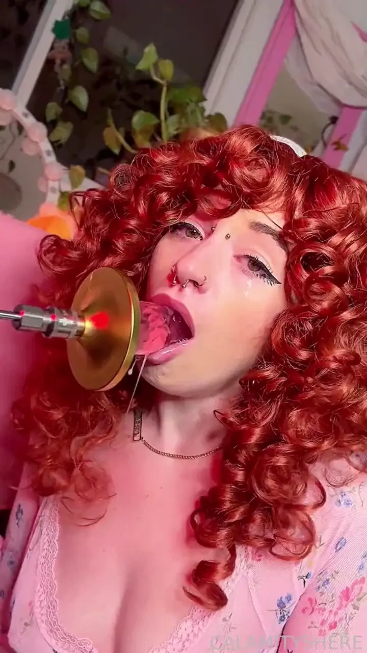 Who s up for a festive lil facefuck part 1 