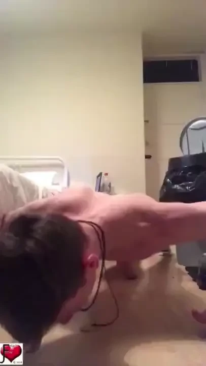 Struggle is real trying to do pressups and gets in the way 