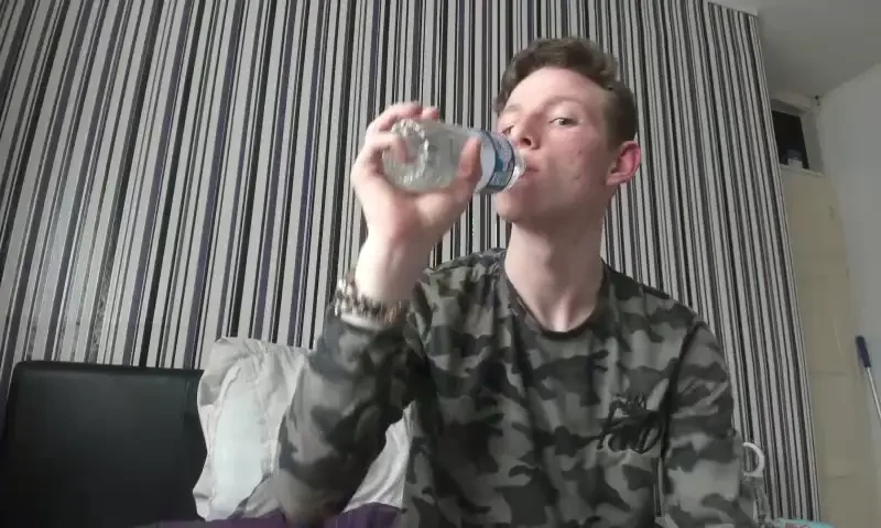 I m live on fanscope im live everyone cum what me p 