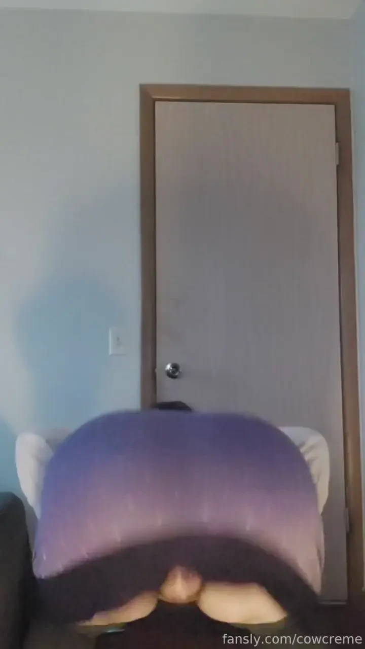 Trying to practice twerking again 