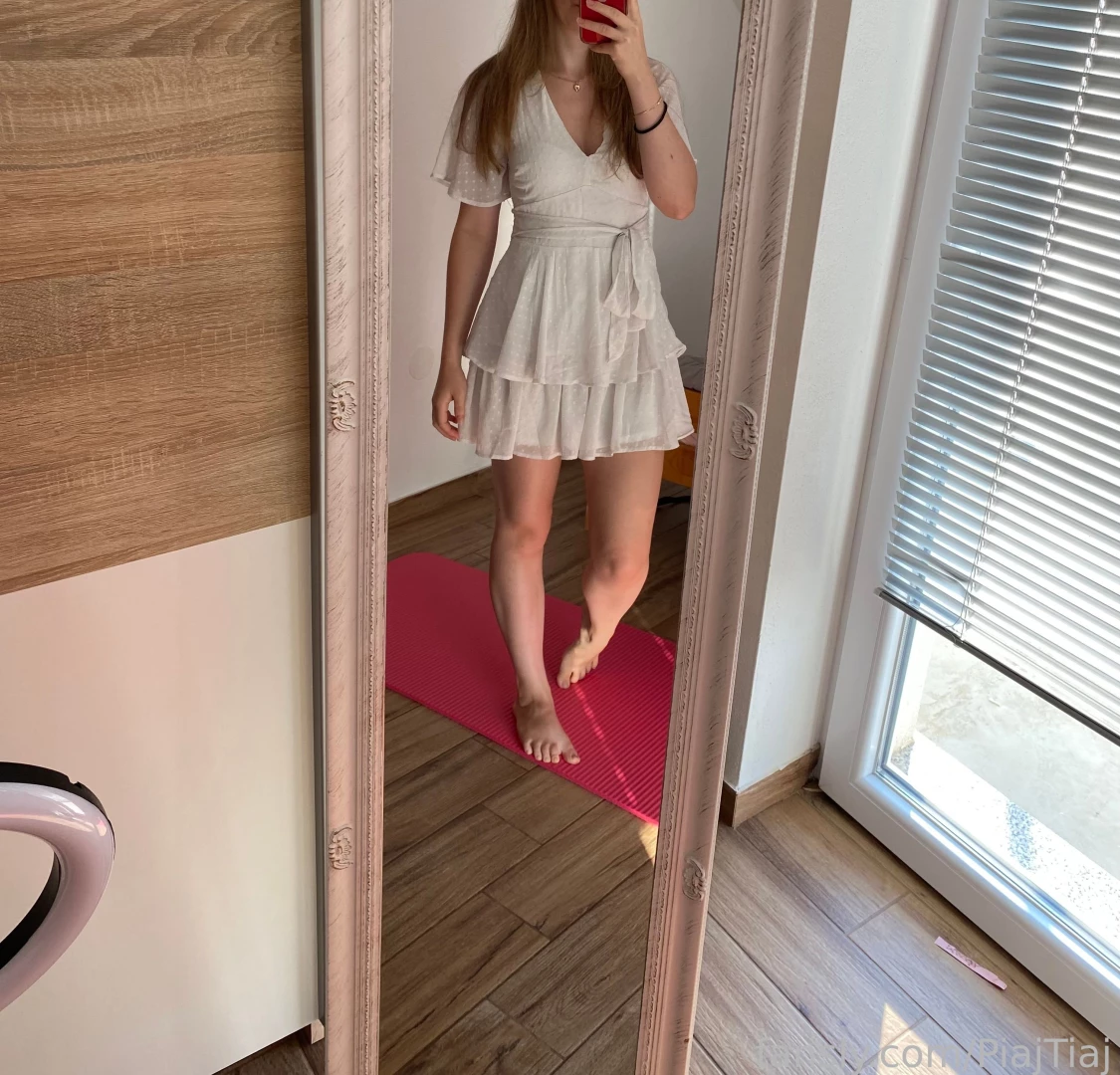 How does white look on me i think it makes me look even more pale fyp part 1 