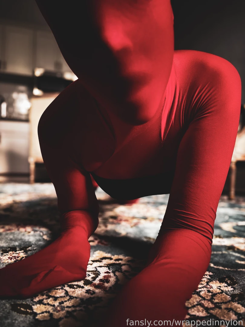 Encasement nylons pantyhose hosiery part 1 