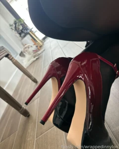 My afternoon creating sets and taking selfies to see how things part 4