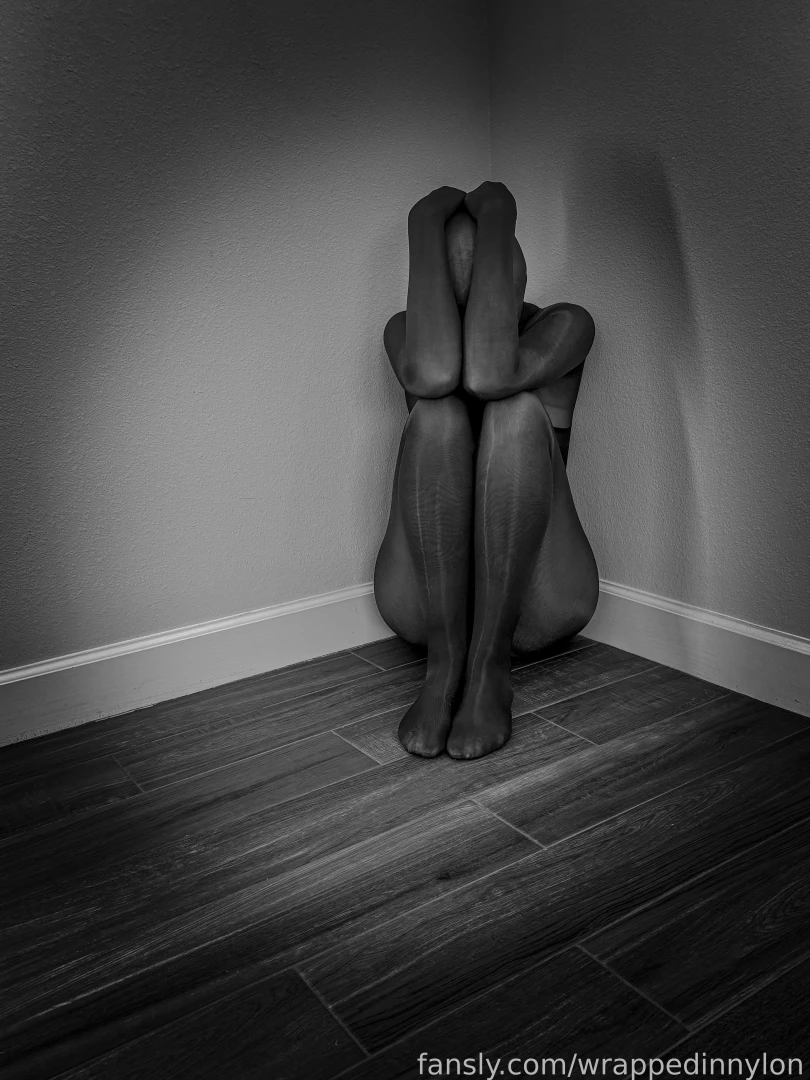 Encasement pantyhose nylons blackandwhite hosiery part 6 