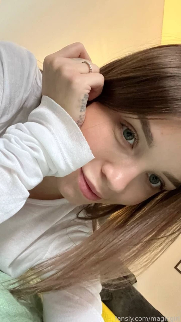 I am so happy today i don t even know why 