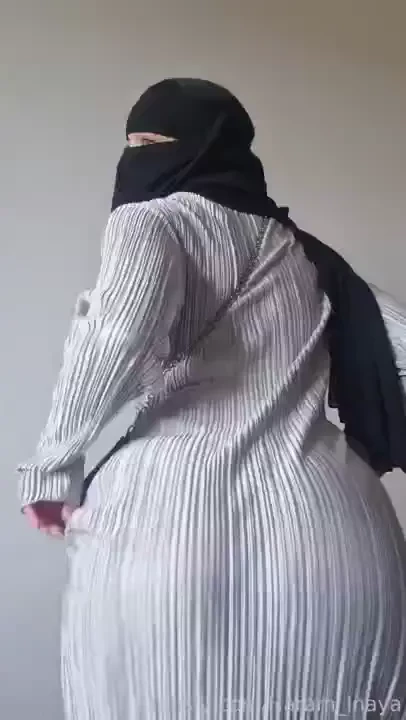 Yesterdays eid lunch outfit with the fam and family friends it 