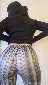 It s the first of the month watch me shake my ass for a may full of