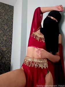Lady in red hijabi hijab niqab arab costume fetish muslim muslima part 1