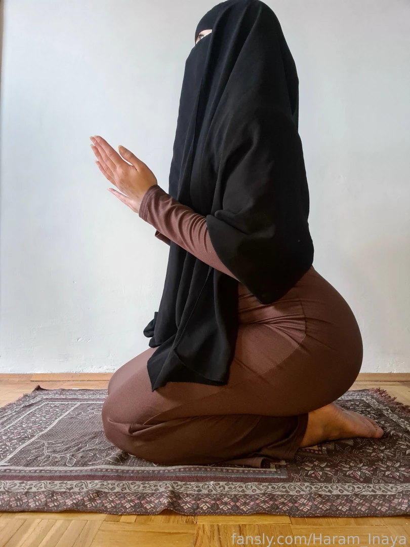 Decided to pray at home today it s waaaaay too cold to drag my ass to 