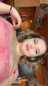 Pretty in pink part 919