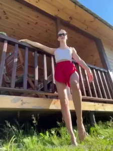Stretching limits and turning heads with every move sexyteen sexybody
