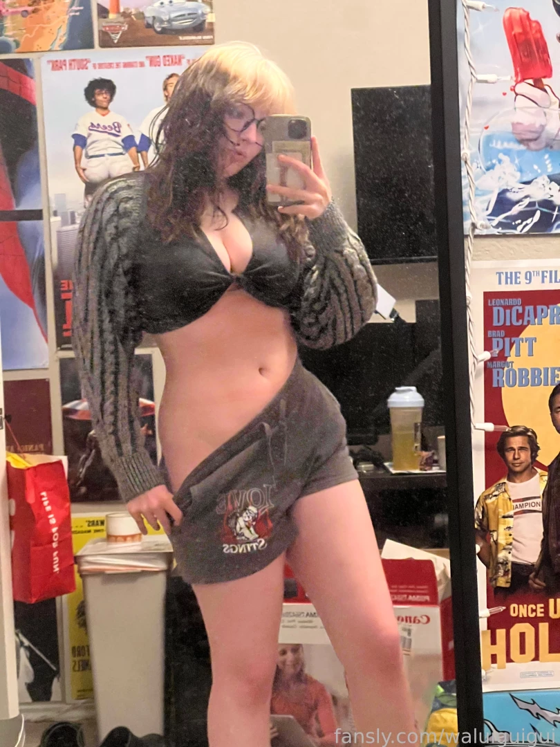 Some news updates polaroids have been sent out so be checking ur mails 