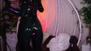 Fyp foryou ass booty egirl vibrator goth lips video mistress latex part 7
