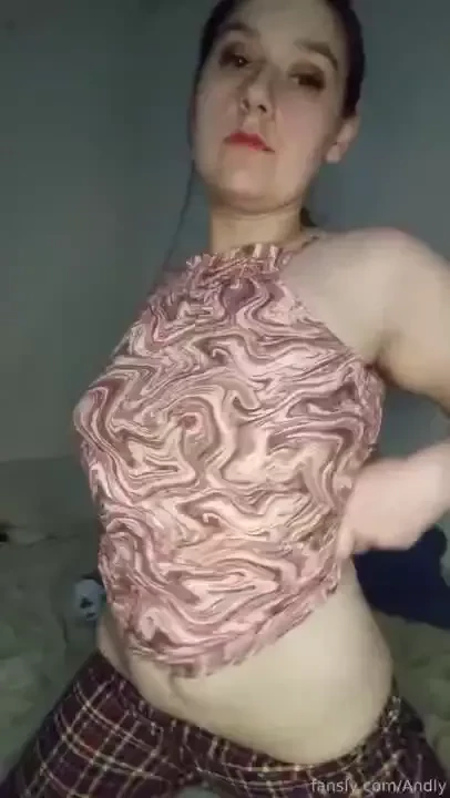 A little photoset and a tits drop video for you guys do you like my part 15 