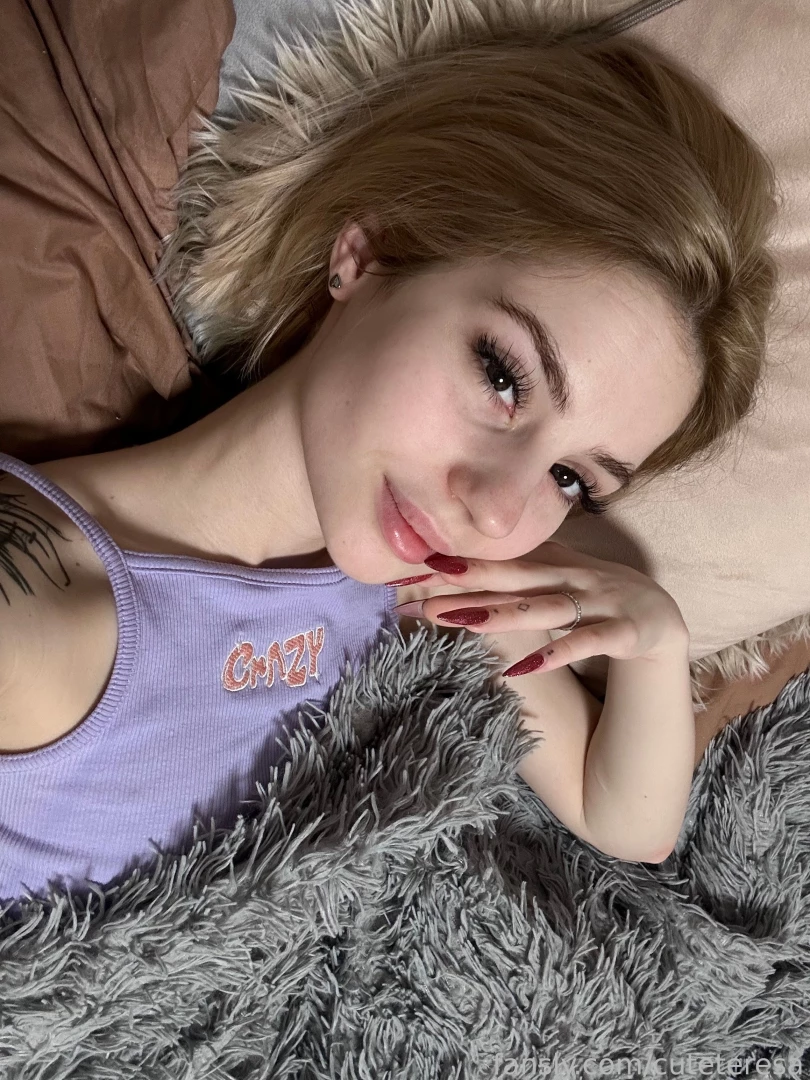 Hi babe 1st selfie for you fyp ass hairy boot cute egirl teen petite 