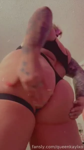 Booty so fat makes you wanna spank it huh baby fyp milf butt boobs