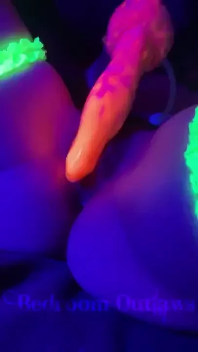 Commander loves coming home and getting creampied after raving all 