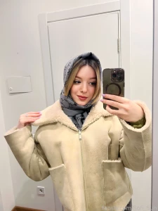 The weather makes me think that there is only one way i can keep warm