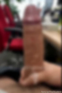 While jerking off during my free time at work i almost got caught