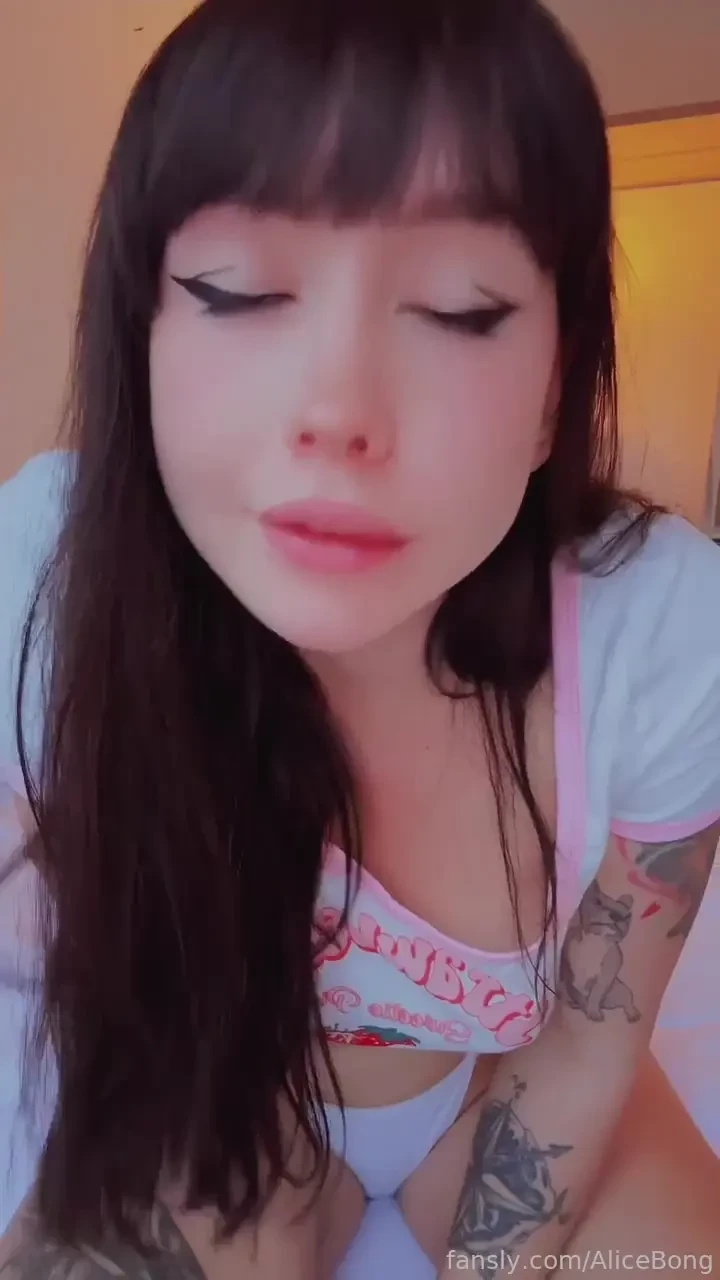Feel a little horny sexy cute horny panties naughty teen fyp slut 