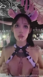 Cowgirl does drooly deepthroat egirl drool spit deepthroat latina