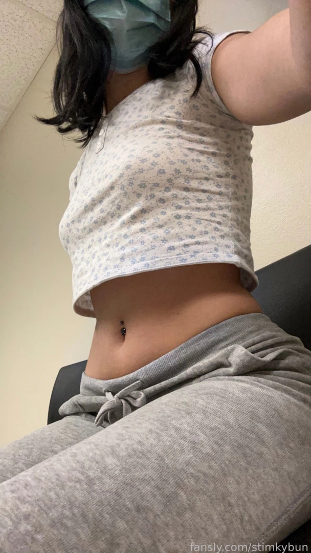 Sneaky pics while at the doctors tehe im feeling less shitty but i part 1 