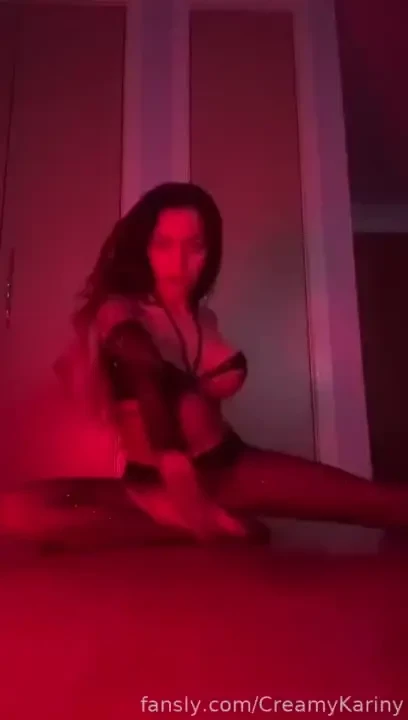 Cum get freaky with me i know you want too porra fique maluco comigo 