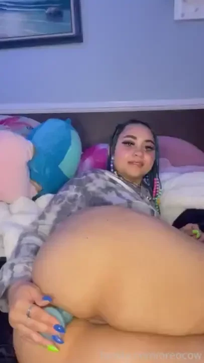 What s this oh nothin just a long ass video of me cumming and playing 