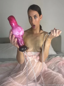 Such a good boy video dropping in 4 hours loose loosepussy milf