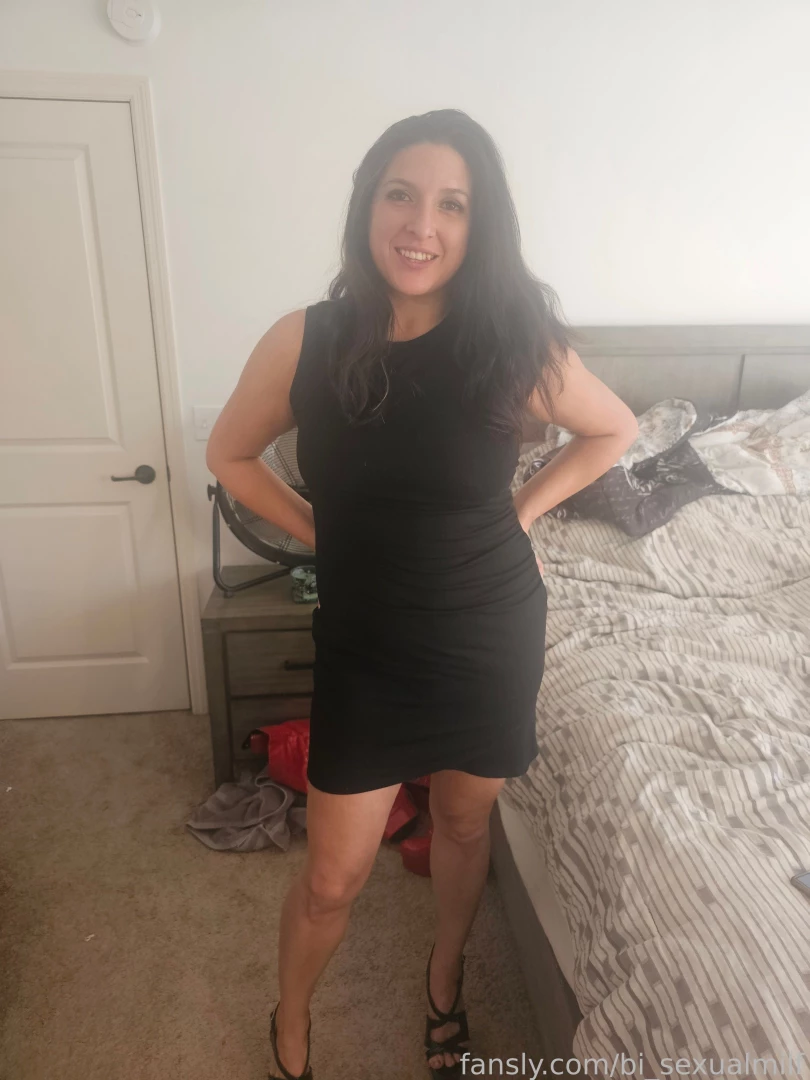 I clean up pretty well lingerie milf bigass bigtits bisexual squirt part 1 