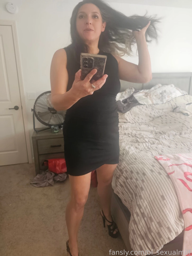 I clean up pretty well lingerie milf bigass bigtits bisexual squirt 