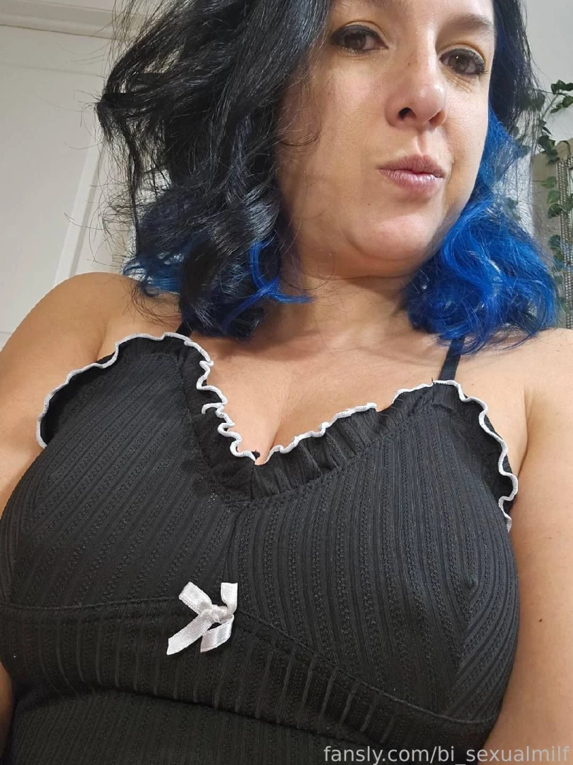 Would you want to see me in this as you enter my room knowing i am part 7 