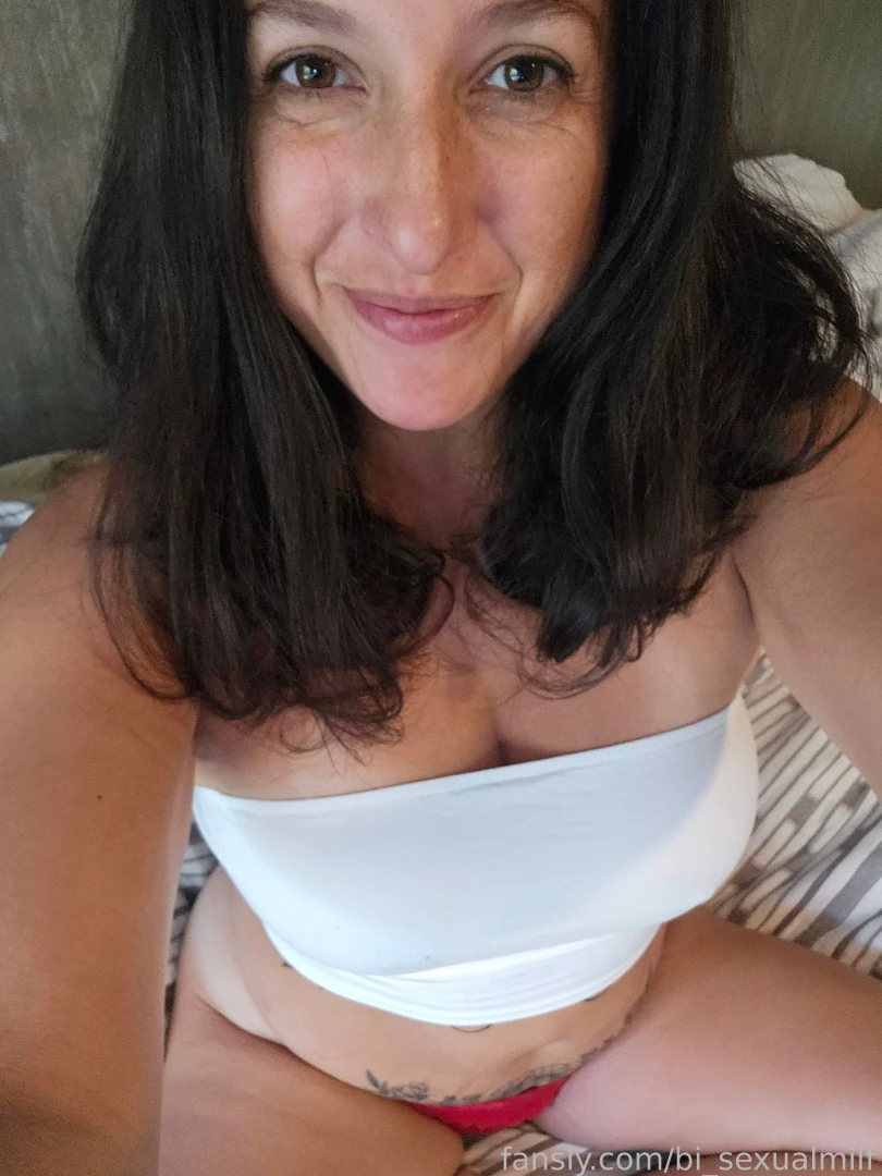 Super cute pics of me well i think so anyways milf hotwife minnesota part 4 