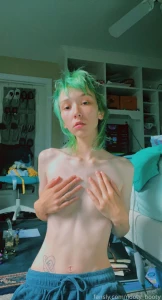 More flower crown pics bc i love how i look with it on part 19