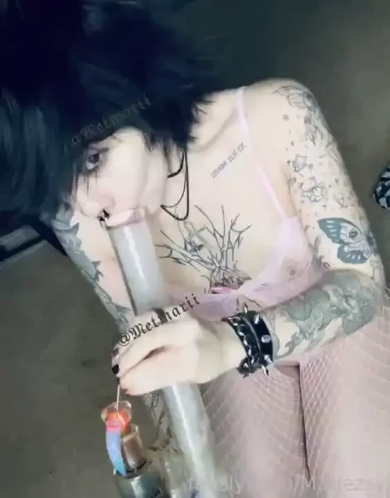 Let s get high and let me ride fyp bigass cum nudity cumshot 
