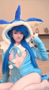Vaporeon n00dz kinda wish this site had an option to add music to part 4