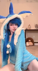 Vaporeon n00dz kinda wish this site had an option to add music to part 10