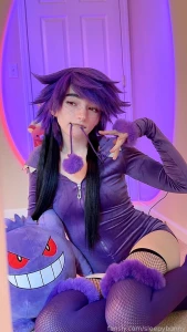 Gengar so happy to be matching with one of my fav plushies part 1