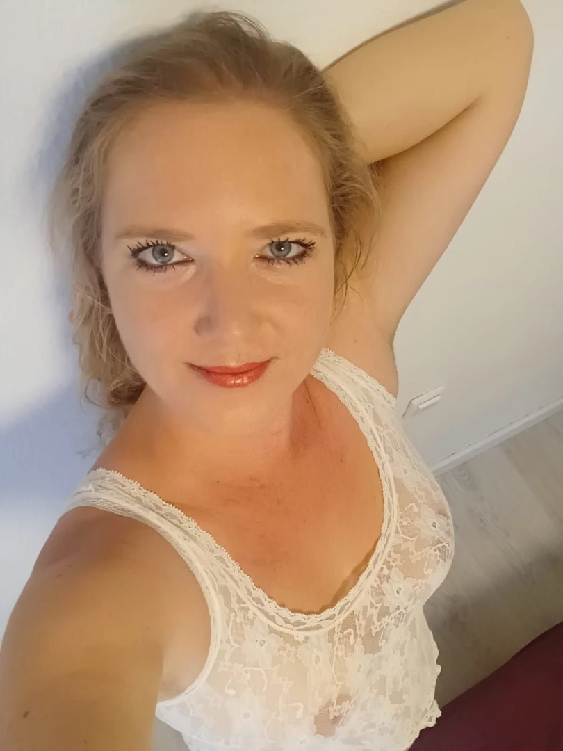 Hey honey i know it s monday but can i please pretty please be your part 5 