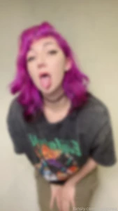 I m going for a walk but i won t miss the opportunity to show you