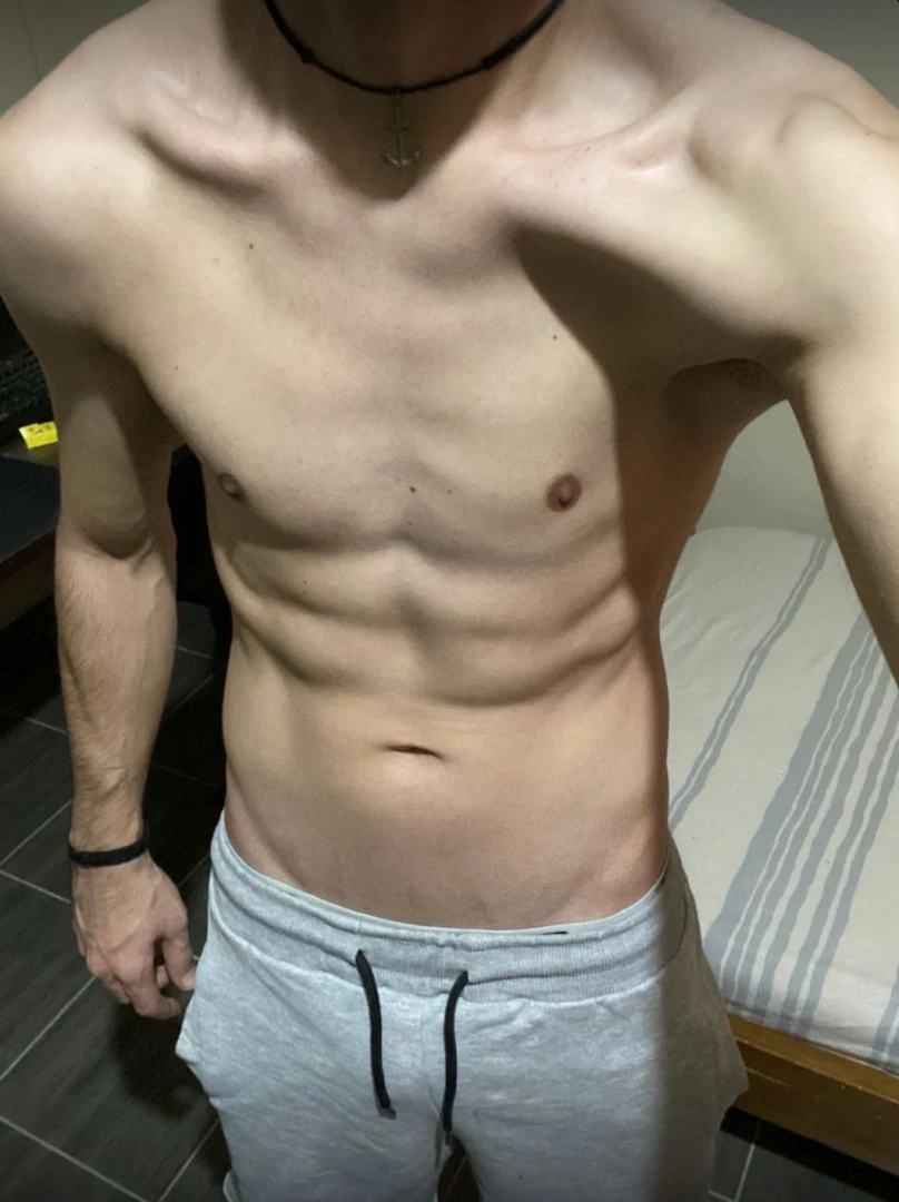 34 years old greek guy slimboygr https fans ly slimboygr solo sextoys part 2 