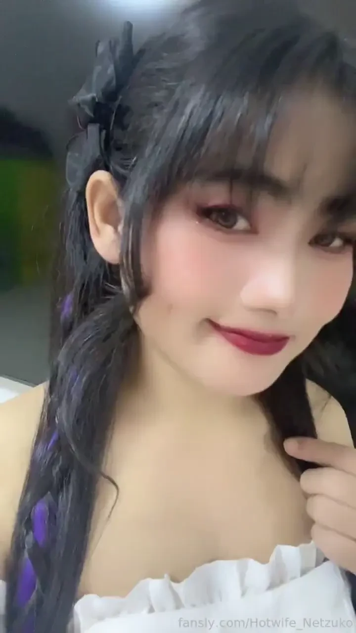 1 a tourist come from switzerland to visit me he is a nice and good 