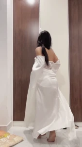 Another white friend come to join us it is my fourth rounds now i