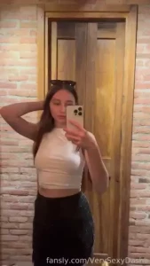What else is there to do in the bathroom when no one s looking dancing